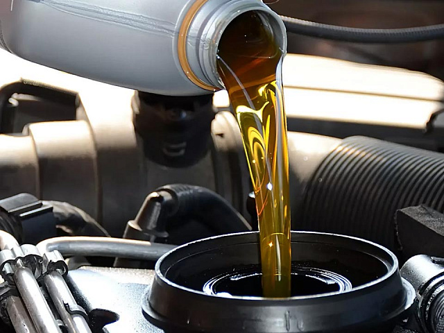 Замена масла в двигателе